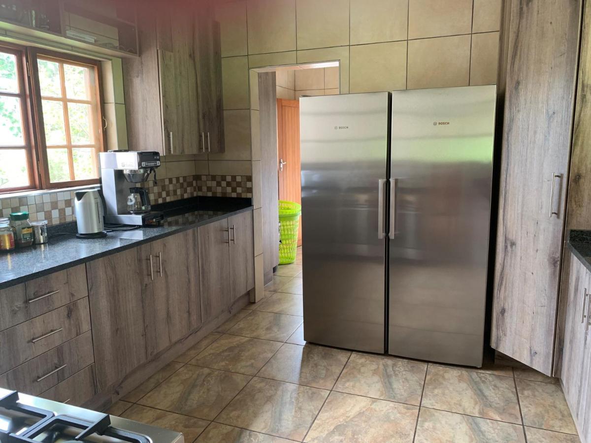 Kransberg Country Lodge Guest Farm Табазимби Екстериор снимка